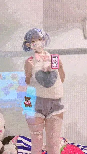 [转载搬运]+抖音网红福利姬【次元兔兔】展示放飞自我私拍反差福利合集+[多V+1.45G][百度盘]